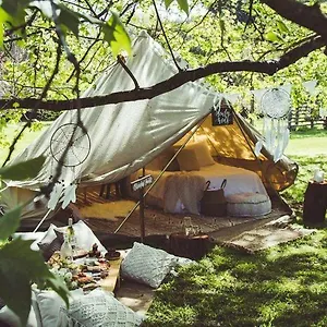  Parque de vacaciones Glamping Hicacos Blanco By Crea,
